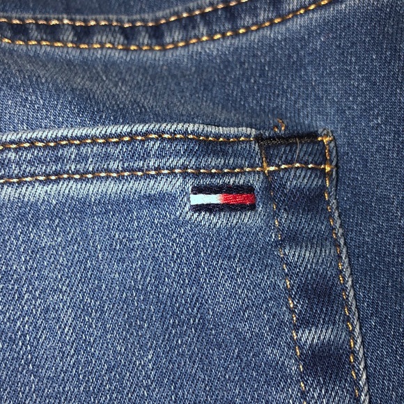TOMMY HILFIGER SZ 6 Skinny Jegging Jeans - Picture 3 of 5